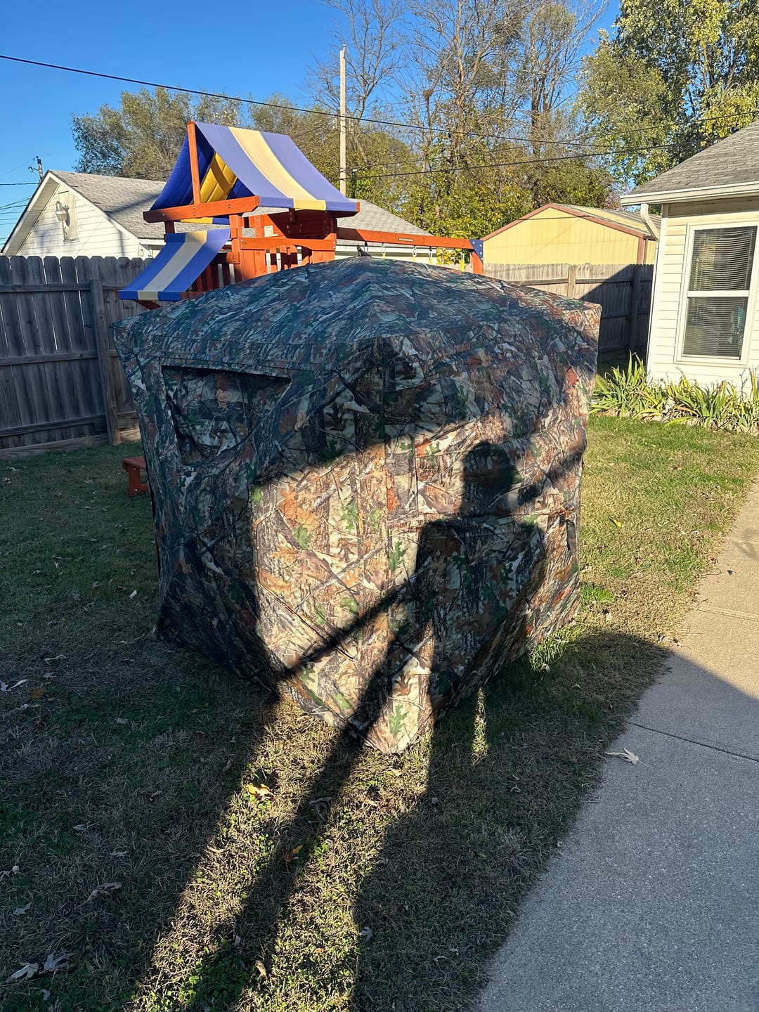 Customer photo review of VisST See-Through Pop-Up Ground Blinds with Silent Magnetic Door