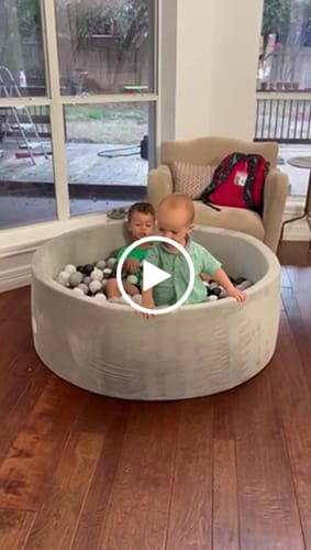 Customer video review of Giant Ball Pit