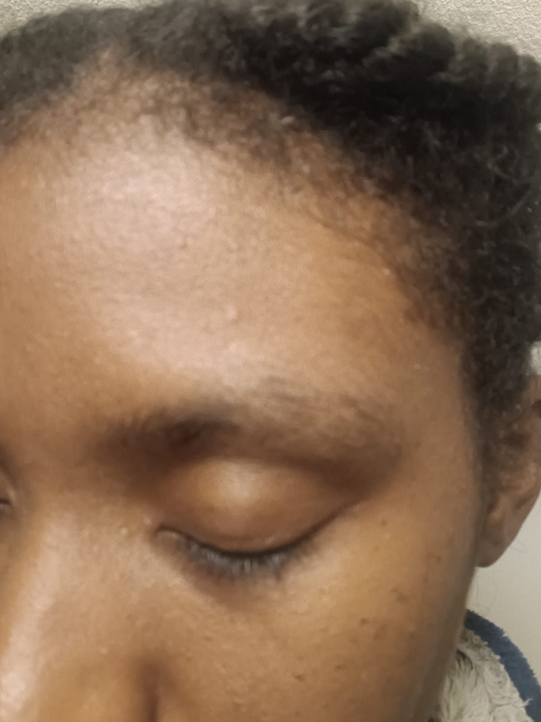 Customer photo review of Volume Eyebrow and Eyelash Serum -