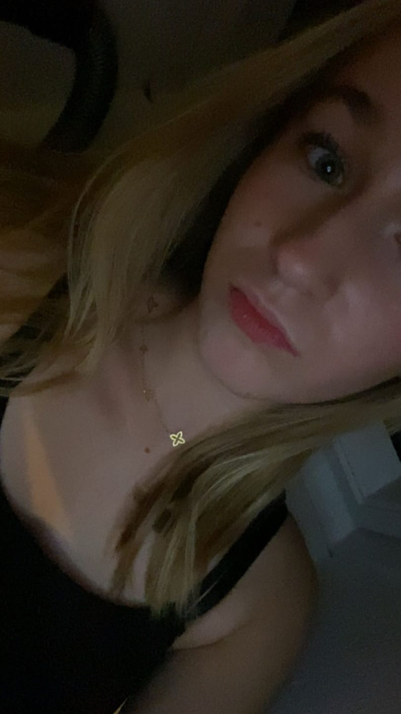 Customer photo review of Fancy Clover Kette | 18K vergoldet