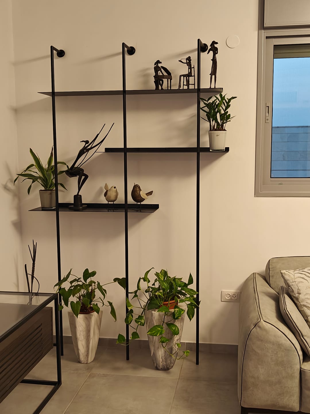 Customer photo review of ספריית מדפים בהזמנה אישית