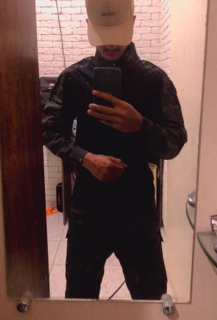 Customer photo review of Zweiteiliges Herren Militär Outfit – Logan