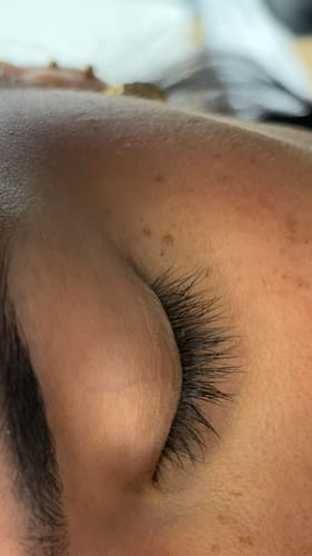Customer photo review of NEW AND IMPROVED Lash Growth Serum