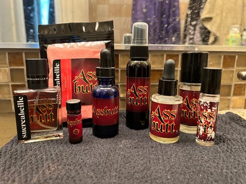Customer photo review of Assbutt 2oz Body Mist