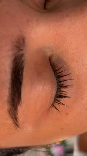 Customer photo review of NEW AND IMPROVED Lash Growth Serum