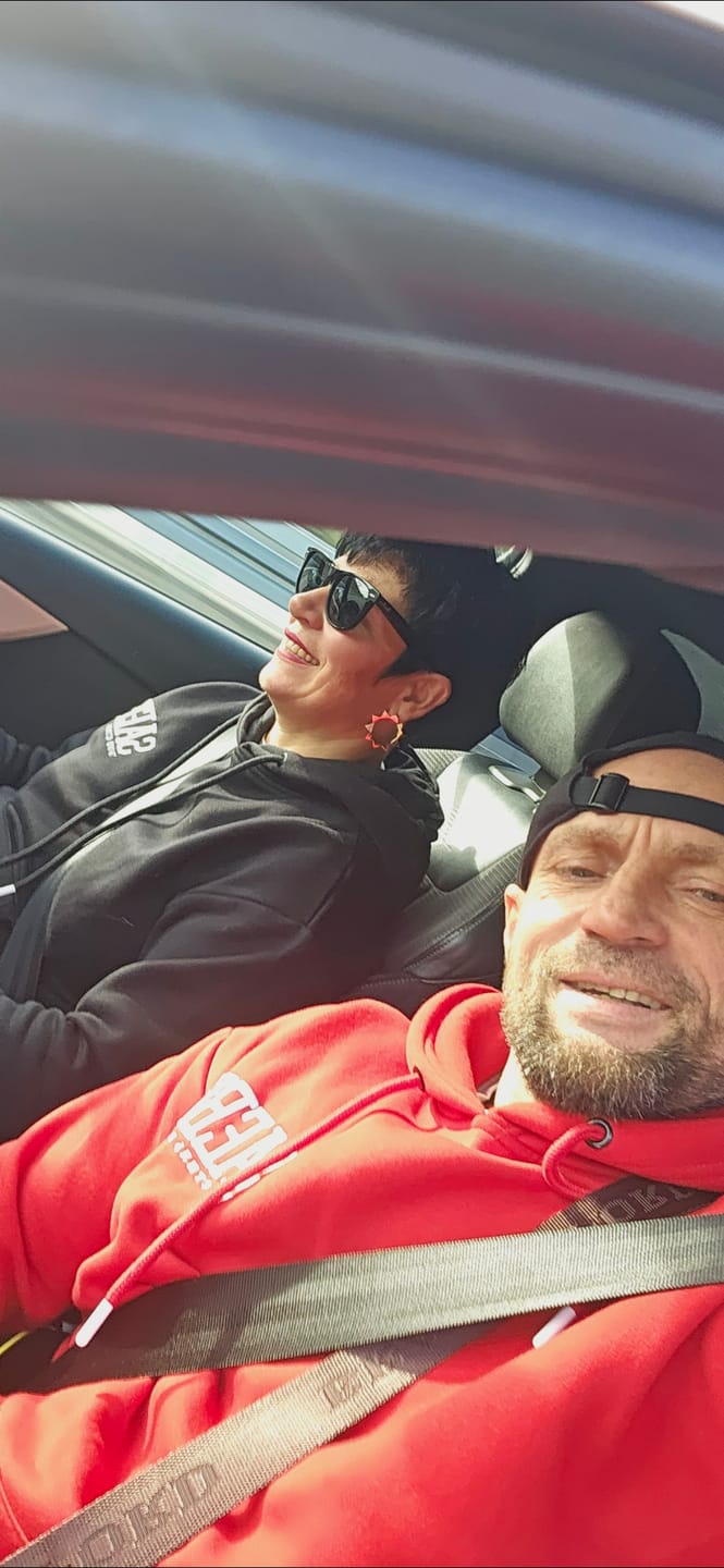 Customer photo review of Lifestyle Herren Hoodie rot mit Stickerei by SAEBIS®