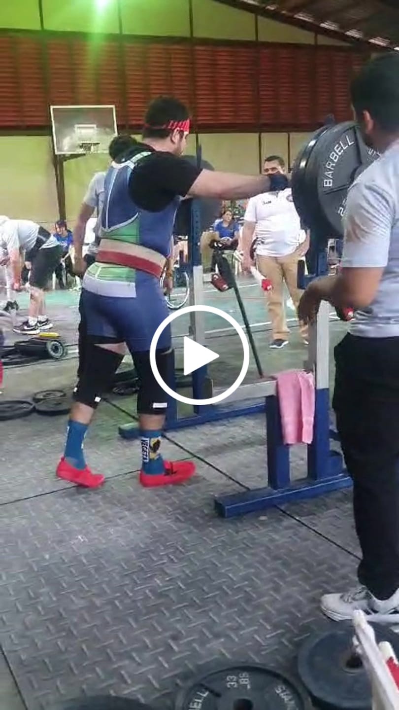 Customer video review of 7MM Inferno PRO Knee Sleeves - EXTRA STIFF NEOPRENE - IPF Approved