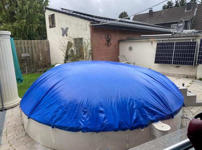 Customer photo review of Planenfux® Poolkissen XXL