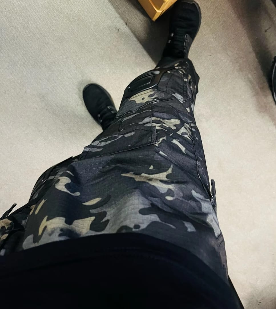 Customer photo review of Zweiteiliges Herren Militär Outfit – Logan