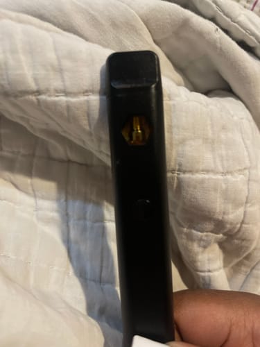 Customer photo review of Disposable Vape Delta 9 Sour Tangie Sativa