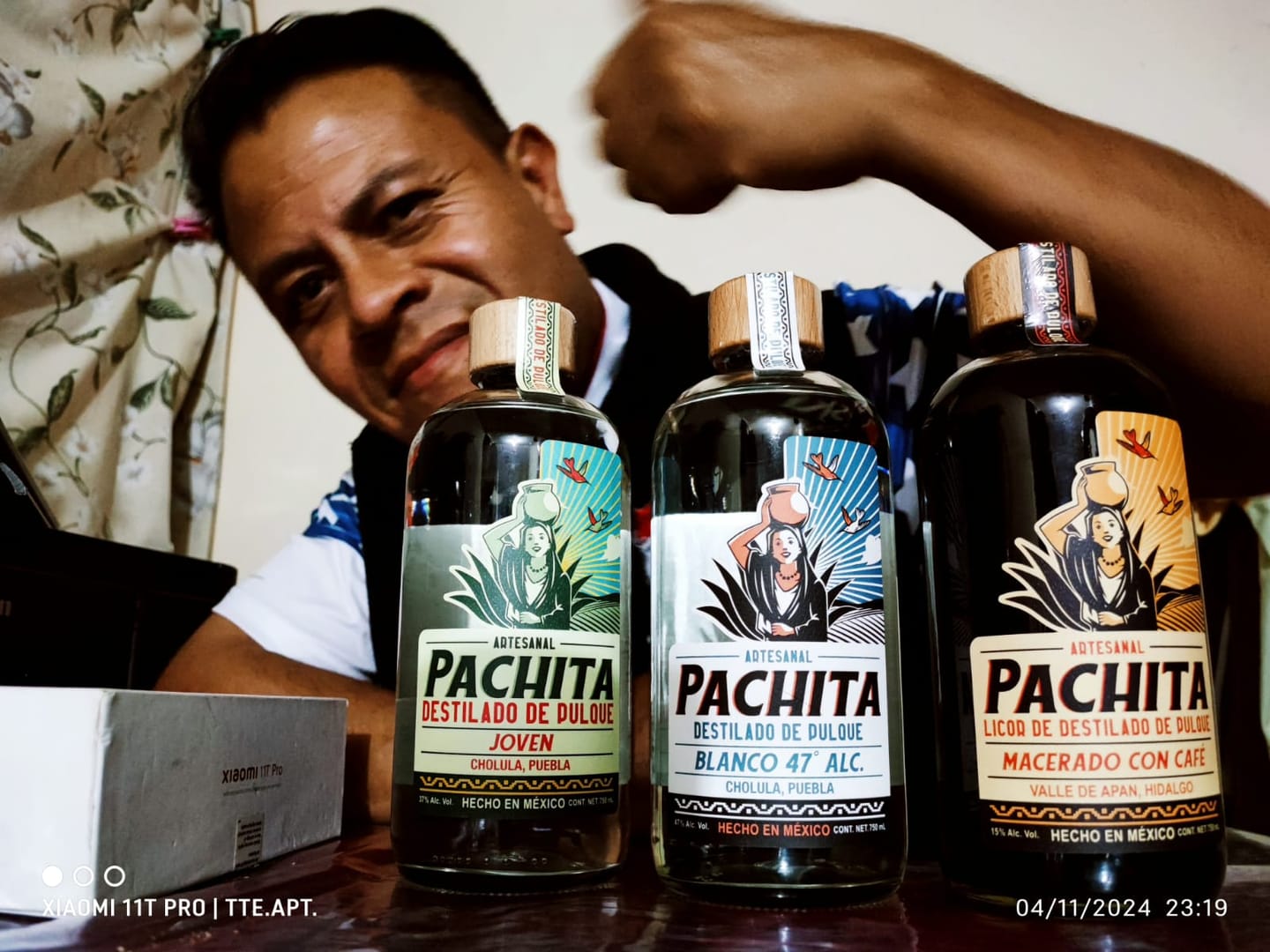 Customer photo review of 3 Pack Exclusivo – Joven, Blanco y Licor de Café – 750 mL