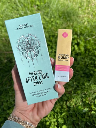 Customer photo review of Piercing Aftercare Spray Wholesale (Custom)