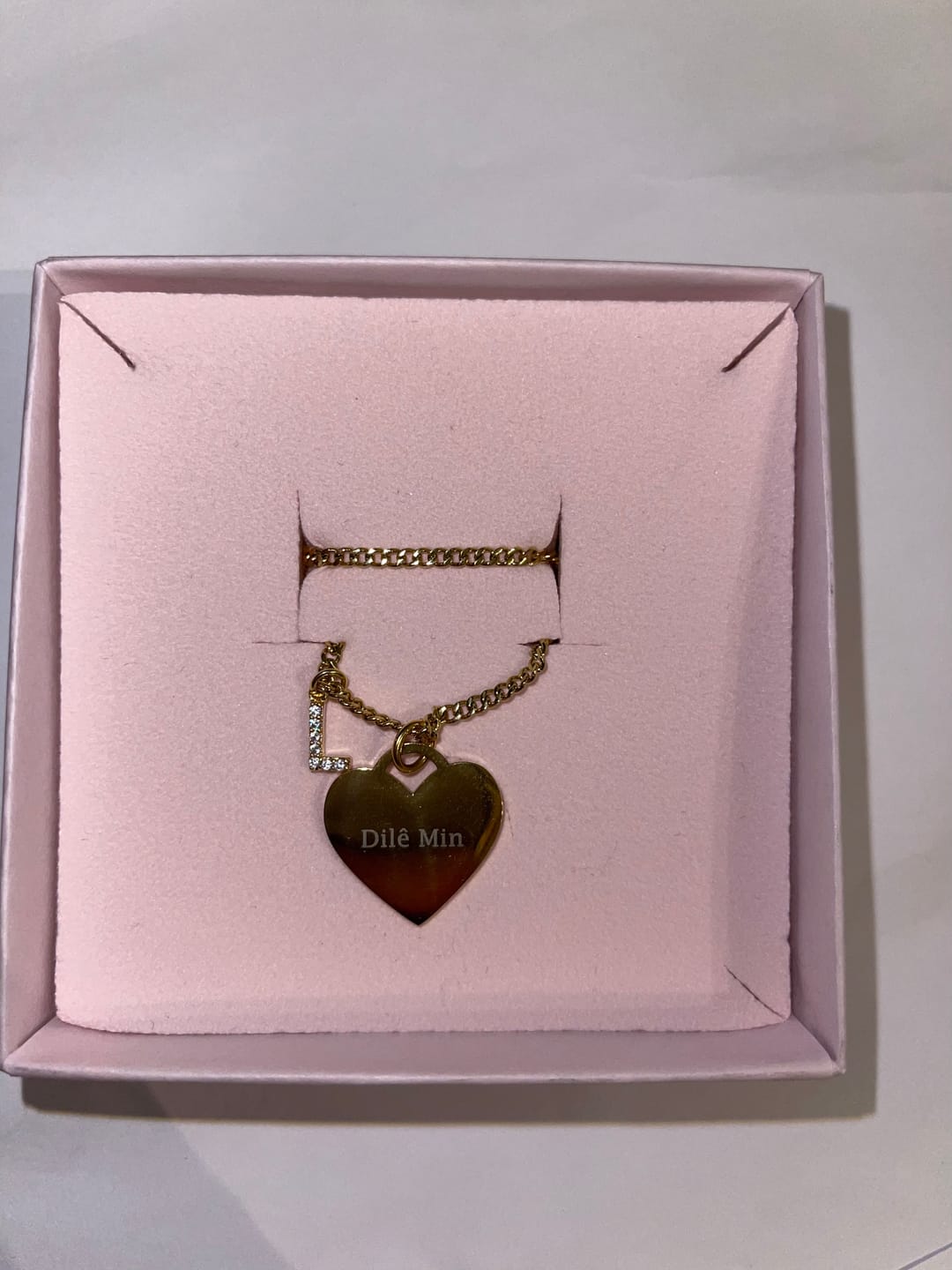 Customer photo review of Dile min necklace