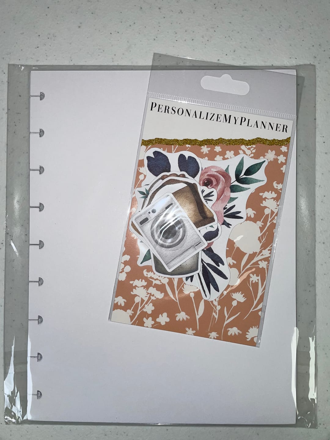 Customer photo review of Blank Happy Planner Pages, 40 Double-sided Sheets, Classic HP planner inserts, Minimalist Disc Planner, Minimalistic, Bullet Journaling