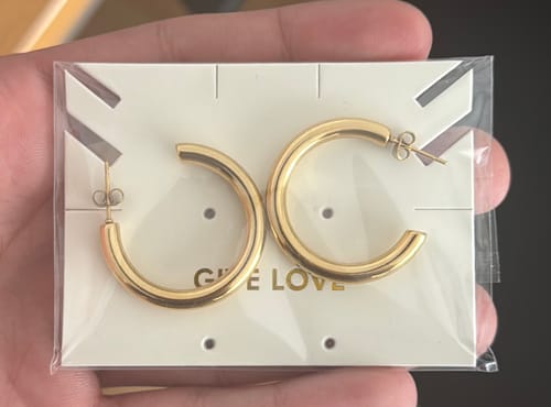 Kundenbewertung mit Foto zu Sleek Ohrringe