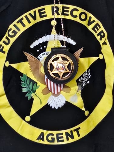 Customer photo review of Genuine Leather Cut-out Holder With Chain Belt Clip For Round US MARSHAL & Other Police Badges Black