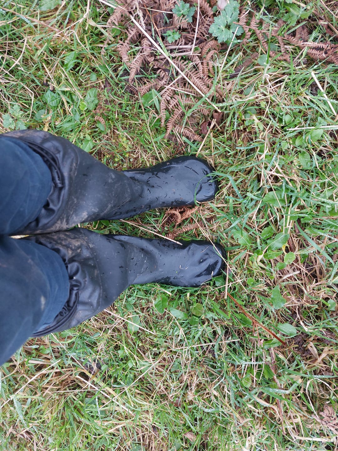 Customer photo review of Vaistoa Katve 2 | Rubber Barefoot Rain Boots