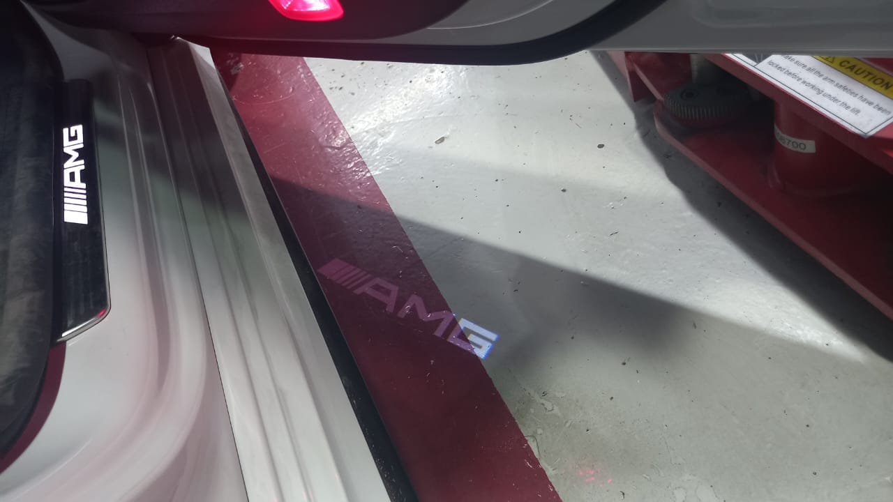 Customer photo review of Mercedes Benz LED Car Door Welcome Logo Shadow Lights