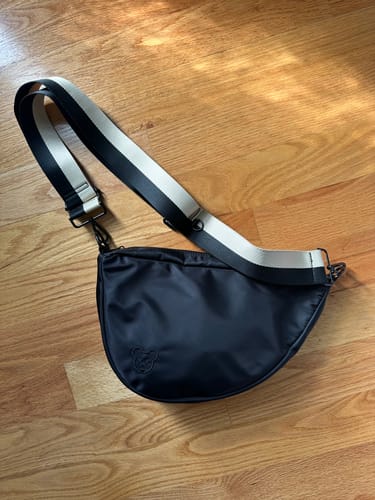 Customer photo review of Citymouse® CLASSIC Crossbody - JET