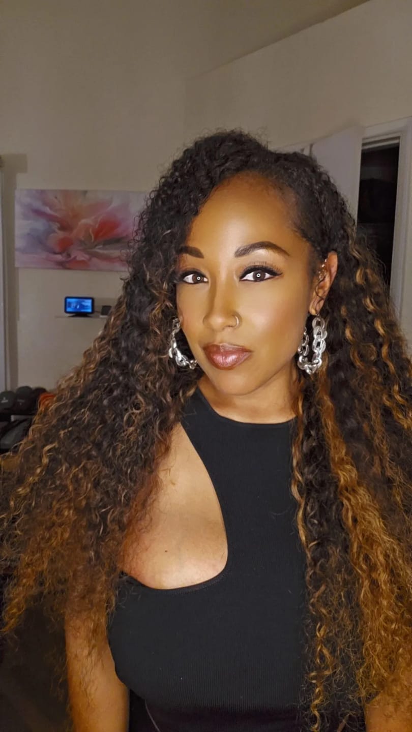 Customer photo review of Brazilian Curly Bundle