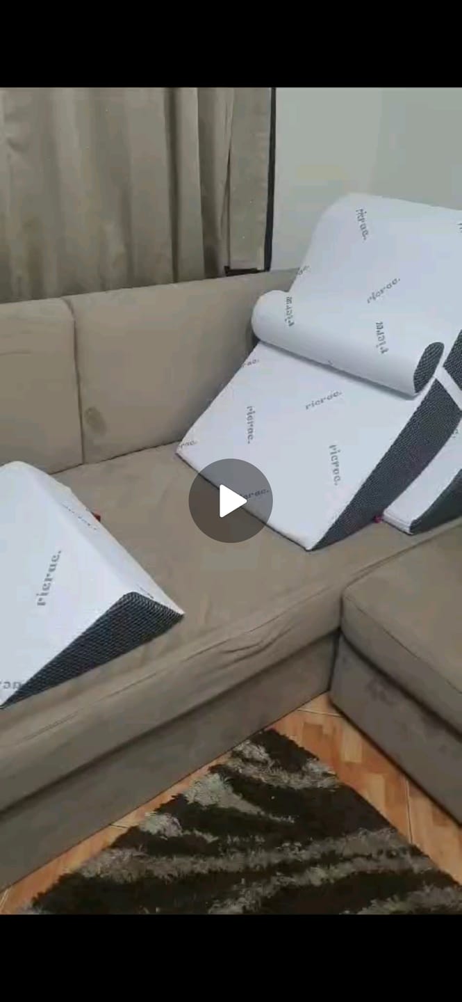 Customer photo review of 3 Pieces Back Support Pillows - Rima