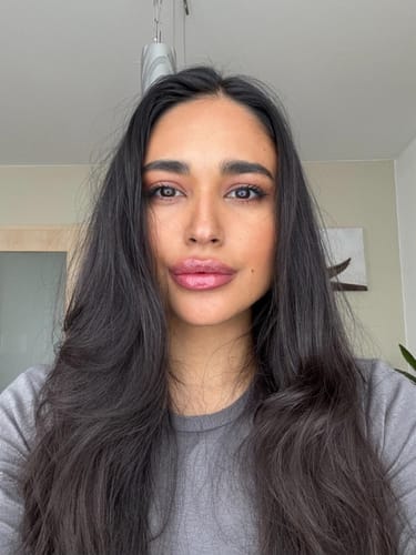 Customer photo review of Extreme Lip Plumper