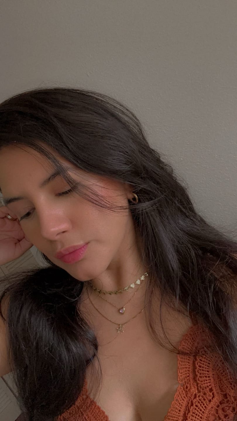 Customer photo review of Chunky Endless Hoops