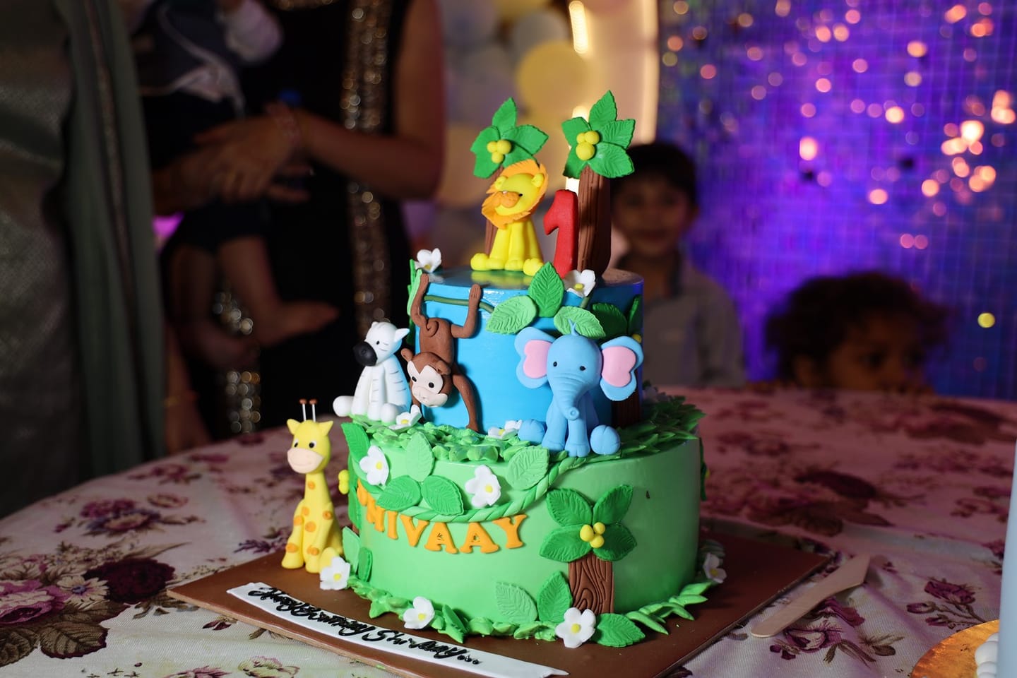 Customer photo review of Jungle Tree Cake