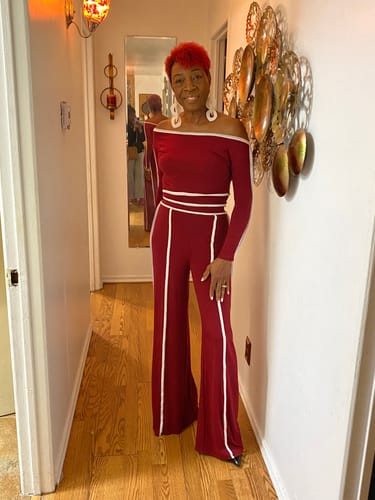 Customer photo review of Classy Jones (Burg)