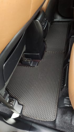 Customer photo review of Dywaniki samochodowe na zamówienie - Przód i tył