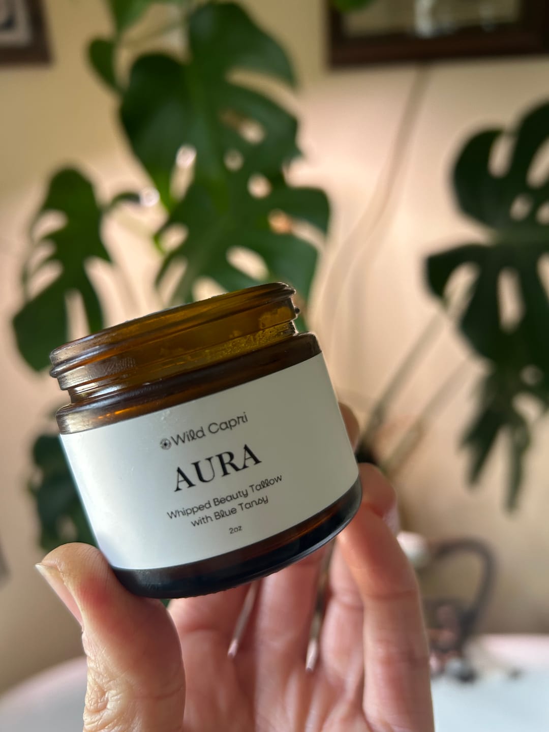 Customer photo review of Aura Beauty Whip