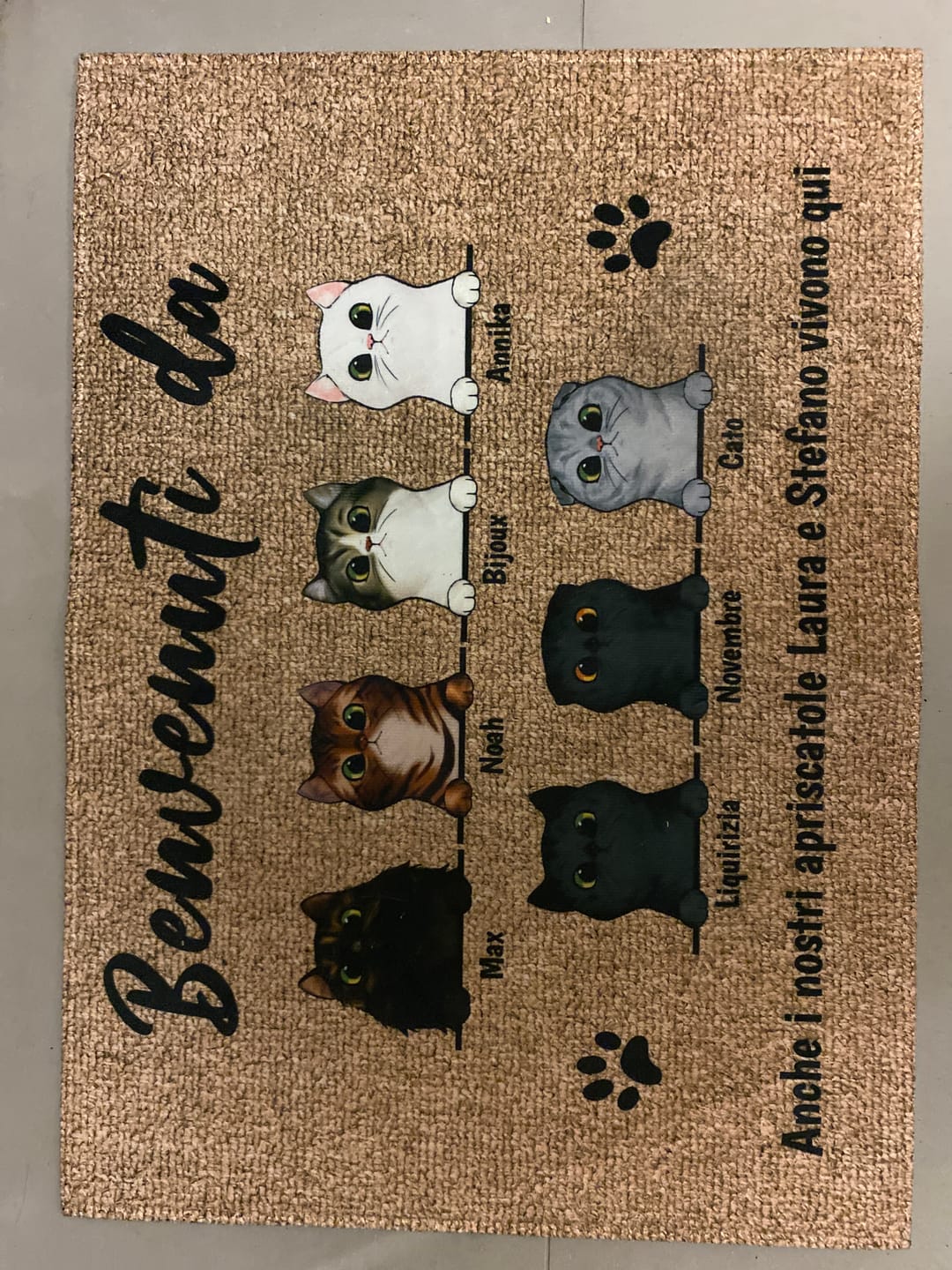 Customer photo review of Tutti i miei amici pelosi - Zerbino personalizzato
