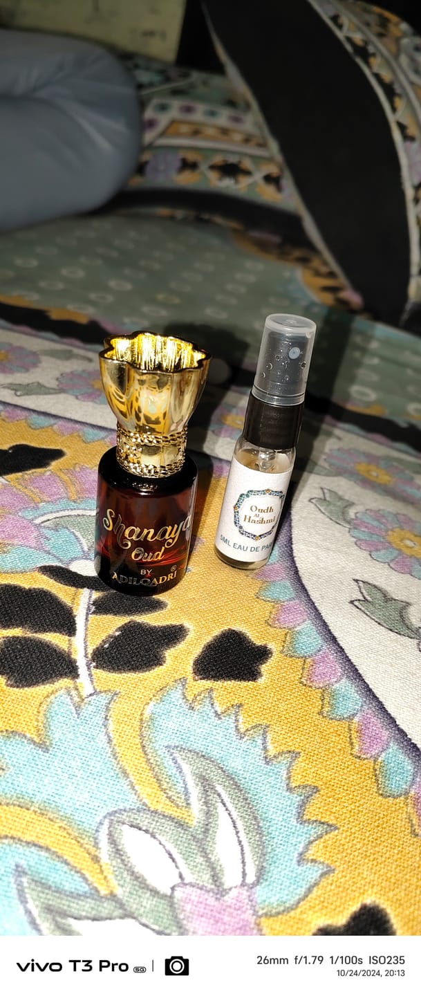 Customer photo review of Shanaya Oud Luxury Attar Perfume