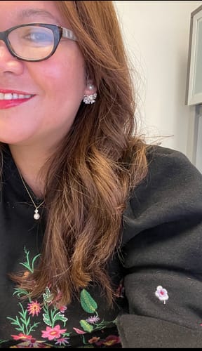 Customer photo review of Peonia Petal Pearl Studs