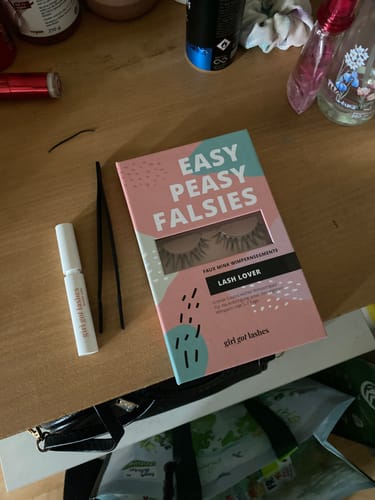 Customer photo review of BOND GIRL Wimpernkleber transparent