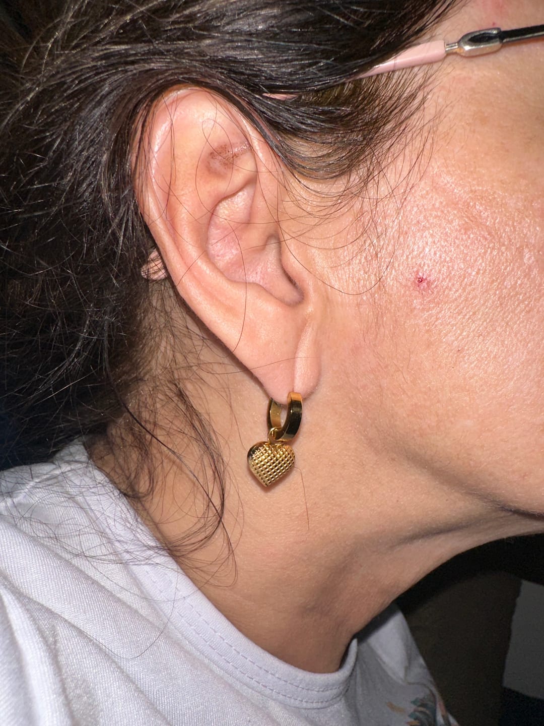 Customer photo review of Brinco Argolinha Love Banhado em Ouro 18K