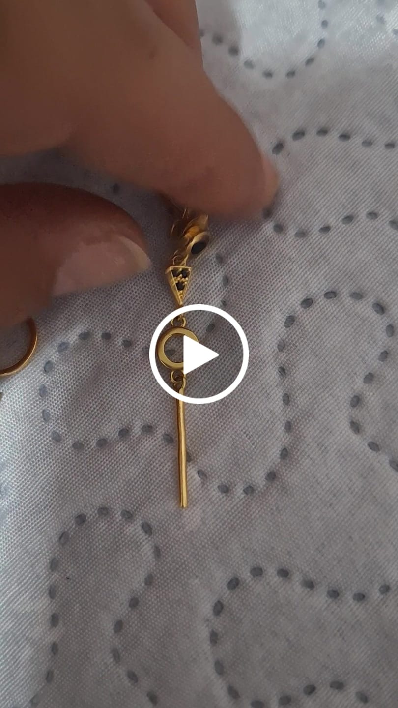 Customer video review of Pendientes Espinela Negra