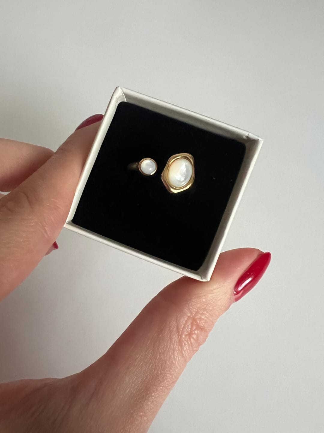 Customer photo review of Meltdown Lucky Ring 14K Vergoldet