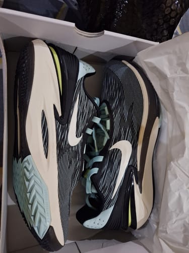 Customer photo review of Nike Men's GT Cut 2 EP Basketball Shoes