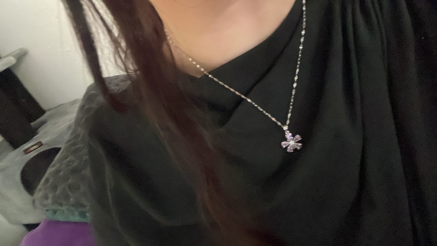 Customer photo review of Sakura Flower Kette | 925 Echtsilber