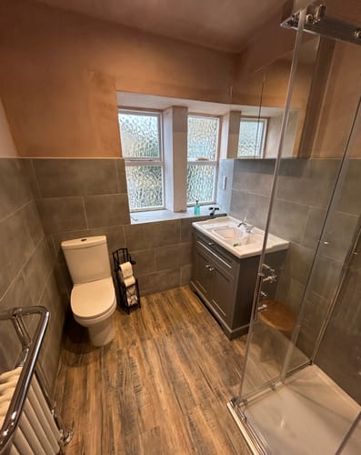 Customer photo review of Hudson Reed Old London 800mm 2-Door Vanity Unit & Ceramic 1 Tap Hole Basin - Storm Grey