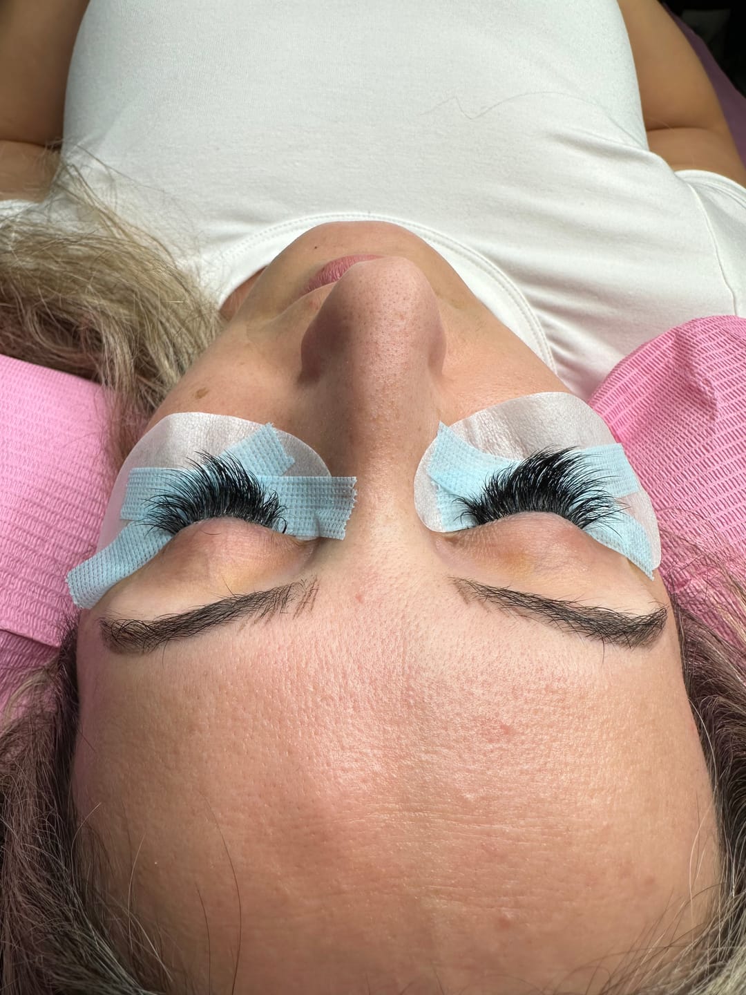 Customer photo review of Giáli Lashes Pro Rapid 0.5-1 Second Professional Eyelash Extension Adhesive