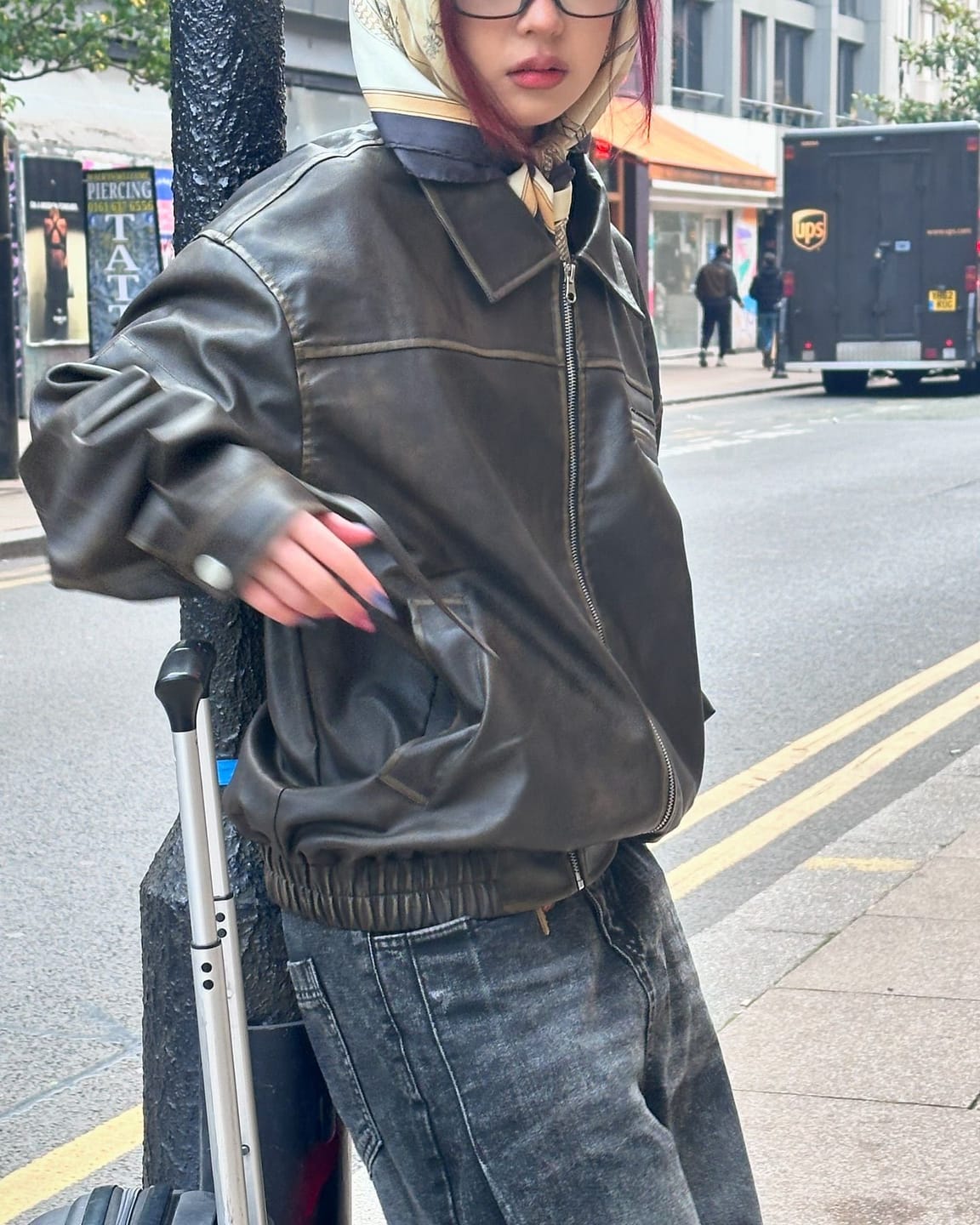 Customer photo review of Aelfric Eden Vintage Leather Jacket