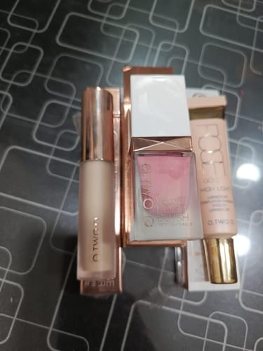 Customer photo review of O.TWO.O LIQUID BLUSH