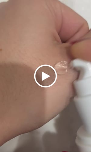 Customer video review of SERUM GEL HIDRATANTE FACIAL HYDRA GLOW - ÁCIDO HIALURÔNICO