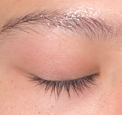 Customer photo review of Suero para pestañas y cejas