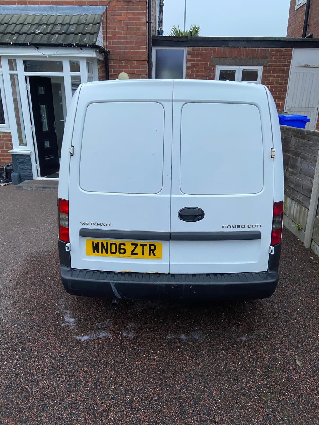 Customer photo review of Revolution - Tyre & Trim Gel