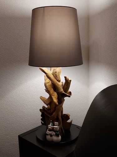 Customer photo review of Wurzelholz Tischlampe IKAL Höhe 82 cm inkl. Lampenschirm