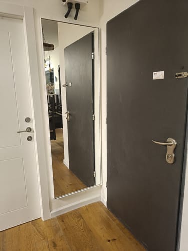 Customer photo review of דלת מראה להסתרת ארון חשמל