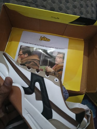 Customer photo review of CRUZ Earth Brown Men's casual sneaker
